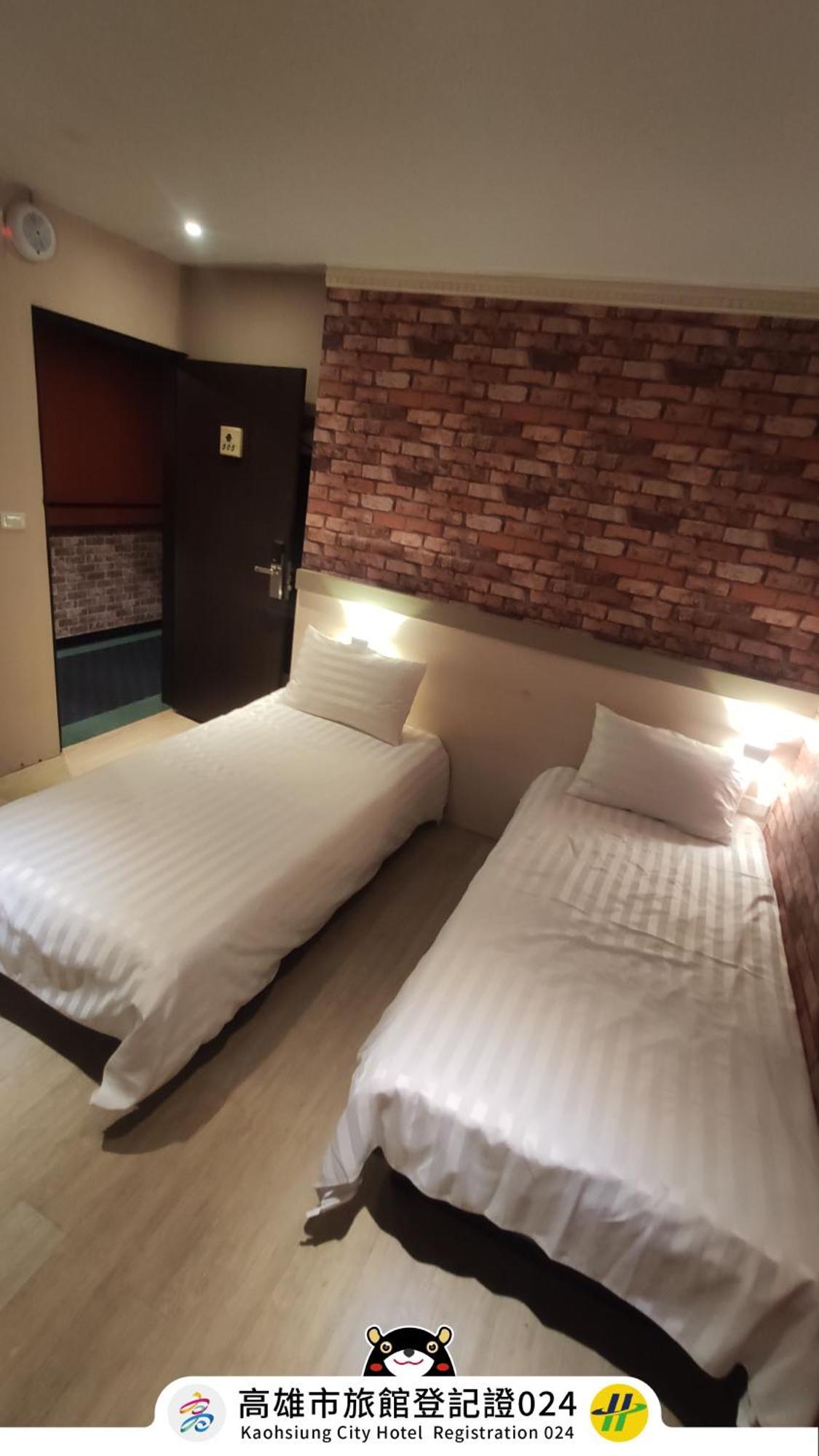 Win Inn Kaohsiung Hotel エクステリア 写真